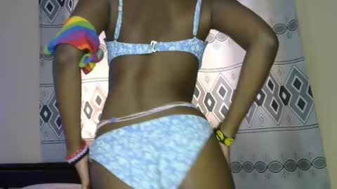 Snapshot of pretty__lisa chatting on 01.12.26 pretty__lisa online show from 01.12.26