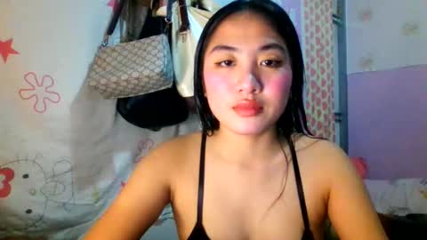 pretty_am online show from 11.19.25