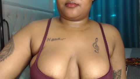 Snapshot of pretty_annah chatting on 06.21.26 Annah online show from 06.21.26