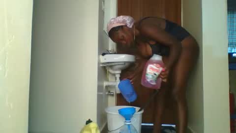 pretty online show from 12.10.24