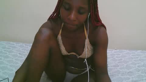 pretty online show from 03.25.26