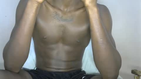 Snapshot of pretty_dollx01 chatting on 03.12.25 Pretty dollx01 online show from 03.12.25