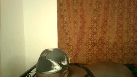 Snapshot of pretty_hearts chatting on 03.11.26 Shillah online show from 03.11.26