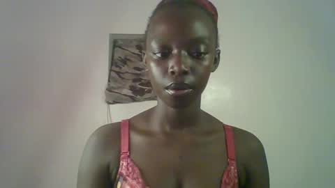 Snapshot of pretty_hearts chatting on 04.16.26 Shillah online show from 04.16.26