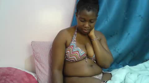 pretty_kylah online show from 09.28.25