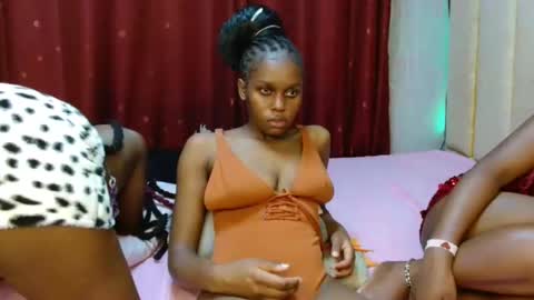 Snapshot of pretty_lioness_ chatting on 02.25.26 Pretty online show from 02.25.26