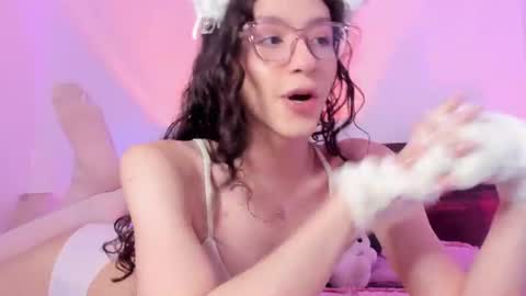 pretty_moonn2 online show from 07.15.26