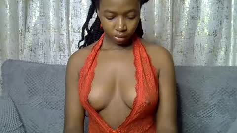 Snapshot of pretty_petite24 chatting on 06.26.26 pretty_petite24 online show from 06.26.26