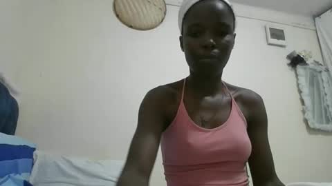 pretty_petite_ebony online show from 12.21.25