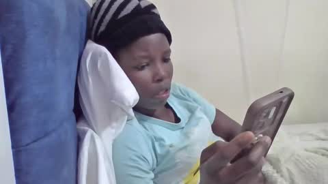 pretty_petite_ebony online show from 04.03.26