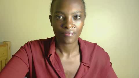 Snapshot of pretty_rezi chatting on 02.26.26 pretty_rezi online show from 02.26.26