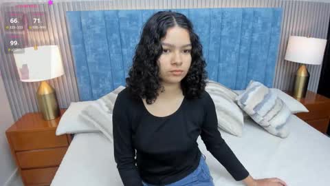 Snapshot of pretty_sunlight_ chatting on 11.09.25 Daisy Flower online show from 11.09.25