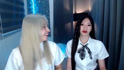 Snapshot of prettyallison_29 chatting on 02.02.25 prettyallison_29 online show from 02.02.25