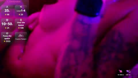 Snapshot of prettyalmaa chatting on 02.24.26 Alma online show from 02.24.26