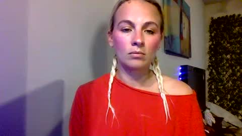 Snapshot of prettybabypetite chatting on 06.17.26 Missy Jack online show from 06.17.26
