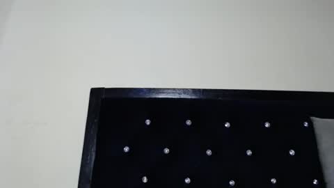 Vee online show from 11.20.25