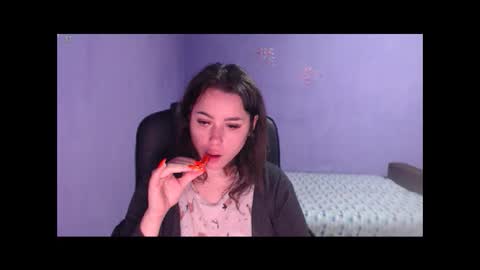 prettyjulliette online show from 02.03.25