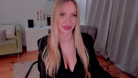 Eva online show from 01.17.25