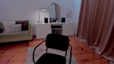 Eva online show from 03.11.25