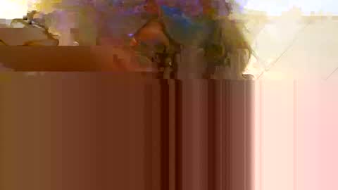 Mona Red online show from 03.09.25