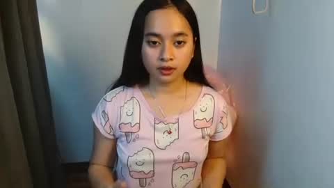prettylittle_lady online show from 03.13.26