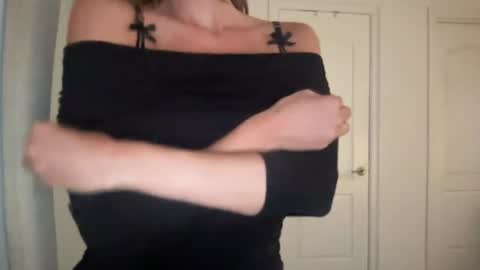 Snapshot of prettylittlesaint chatting on 06.17.26 prettylittlesaint online show from 06.17.26
