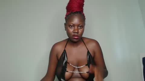 Snapshot of prettyliz1999 chatting on 01.08.25 Lizzy online show from 01.08.25