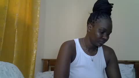 Snapshot of prettyliz30 chatting on 06.19.26 LILIAN online show from 06.19.26