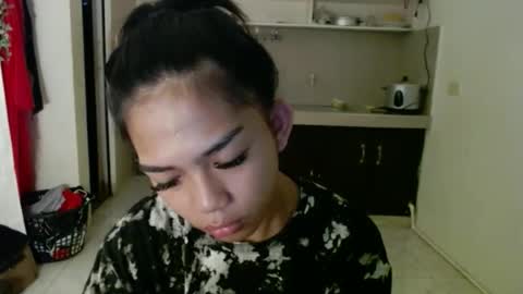 Snapshot of prettymiya chatting on 05.23.26 Miya 3 online show from 05.23.26