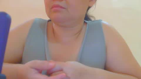 Snapshot of prettynhing chatting on 01.18.26 Nhing online show from 01.18.26