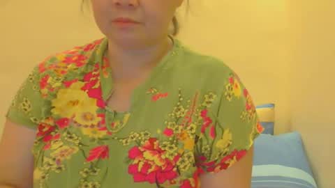 Snapshot of prettynhing chatting on 03.01.26 Nhing online show from 03.01.26