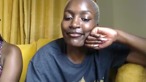 Snapshot of prettyquee chatting on 01.25.25 sasha online show from 01.25.25