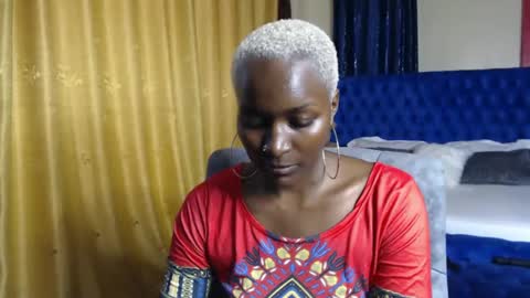 Snapshot of prettyquee chatting on 01.31.25 sasha online show from 01.31.25