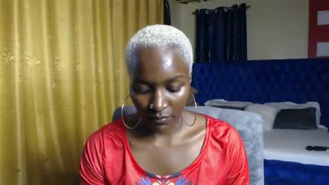 Snapshot of prettyquee chatting on 01.31.25 sasha online show from 01.31.25