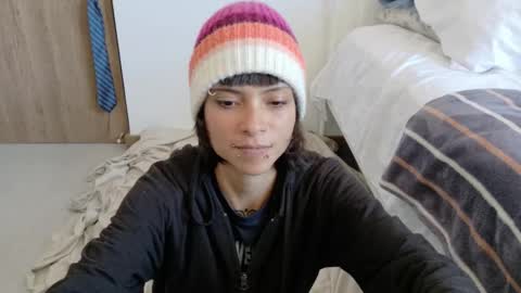 Juli online show from 01.17.26