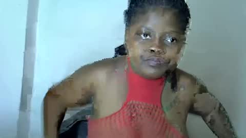 Snapshot of prettyriss chatting on 06.28.26 prettyriss online show from 06.28.26