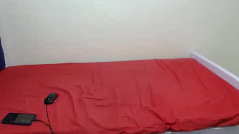 Snapshot of prettyrosalia chatting on 01.18.26 Rosalia online show from 01.18.26