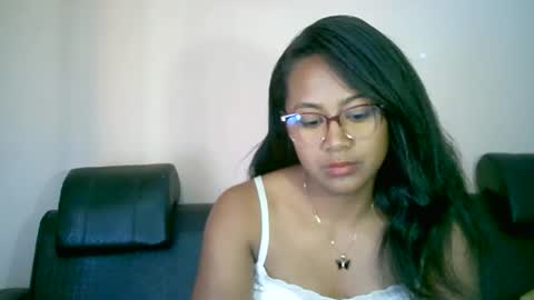 Snapshot of prettysexy3601 chatting on 04.24.26 prettysexy3601 online show from 04.24.26