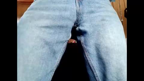 prettysolid7 online show from 11.17.25