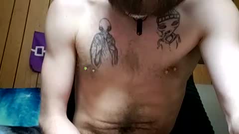 Snapshot of prettysolidd7 chatting on 02.19.25 prettysolidd7 online show from 02.19.25