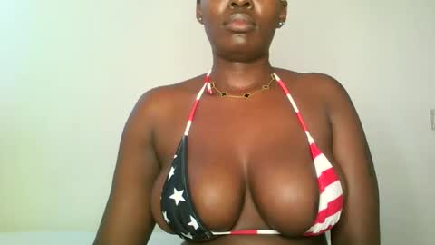 prettyvishy online show from 02.14.25