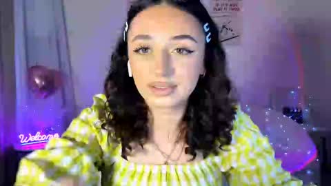 Snapshot of pricillalivsey chatting on 05.12.26 Sofi online show from 05.12.26