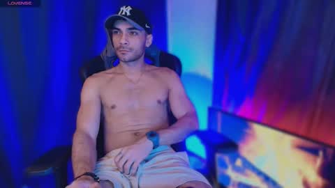 pridelgtbi online show from 11.30.25