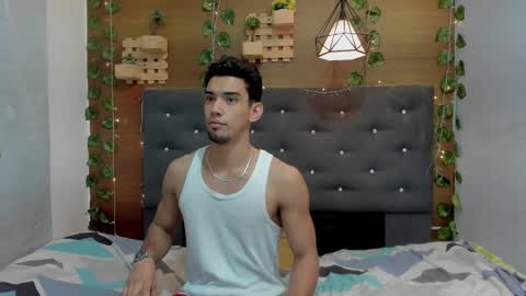 prince_arthur77 online show from 01.31.25