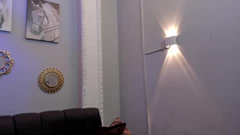 prince_arthur77 online show from 02.19.25