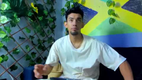 prince_arthur77 online show from 09.18.25