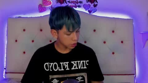 Snapshot of princeapolo_anki chatting on 09.22.25 Prince online show from 09.22.25