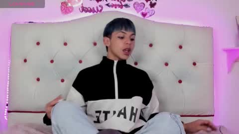 Snapshot of princeapolo_anki chatting on 09.24.25 Prince online show from 09.24.25