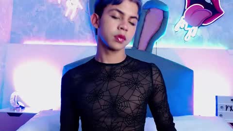 Snapshot of princeapolo_anki chatting on 11.24.25 Prince online show from 11.24.25