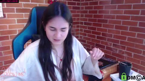 Snapshot of princesa_leia_zathur chatting on 02.14.25 Leia online show from 02.14.25